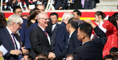 Kim Yong Chol meets Trump following talks with Pompeo