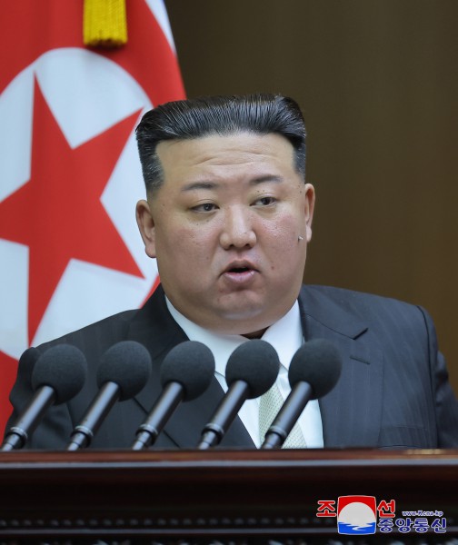 Respected Comrade Kim Jong Un Makes Speech at 9th Session of 14th SPA