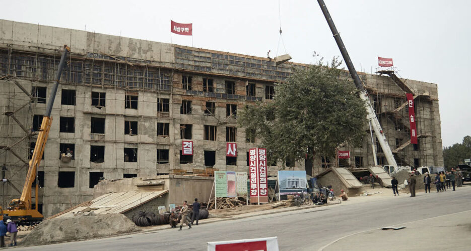 New government offices under construction in Pyongyang, photos show