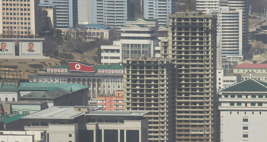 New 30+ floor buildings next to major Pyongyang square suggest regulations changing