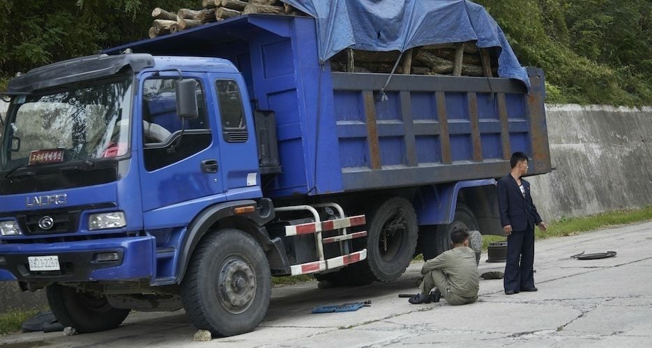 Truck tires and blood transfusers: Chinese trade to DPRK drops in August