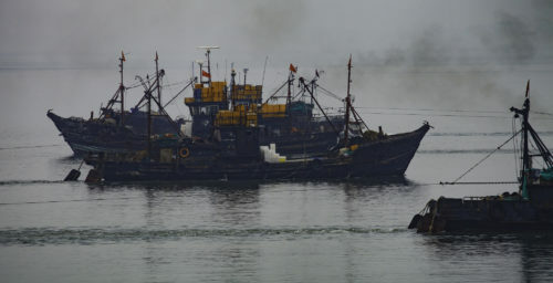 Chinese ships avoid illegally entering North Korean seas as fishing season opens