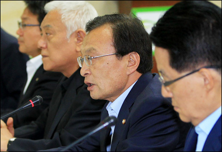 Opposition Party Chief Discusses Presidential Election, North Korea