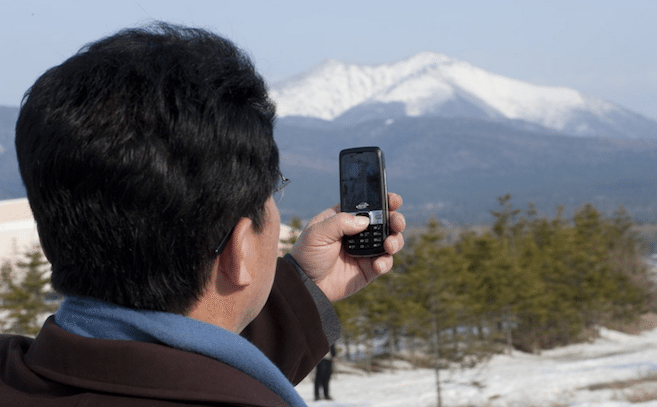 At 2.4m subscribers, North Korean cell phone uptake decreases