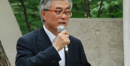 S. Korean opposition leader shows his support for North Korean human rights law
