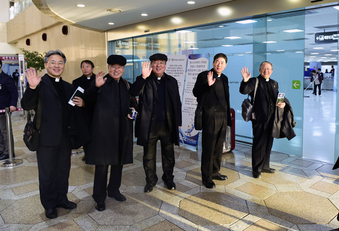S. Korean Catholics visit N. Korea to promote cooperation