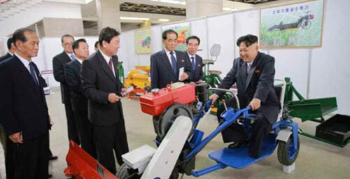 N.Korea introduces domestically made vehicles at expo