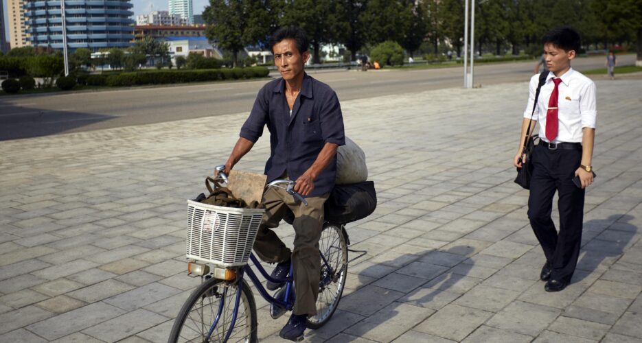 Photo Pyongyang # 2: Former residents explain what tourists see