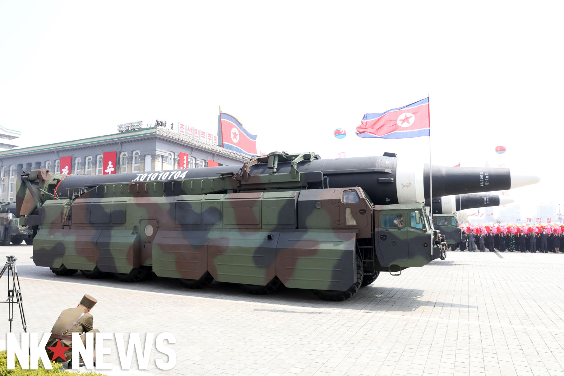 Новый танк северной кореи. Северокорейские танки Сонгун-915. Сонгун-915 основной боевой танк. Чхонмахо-216.