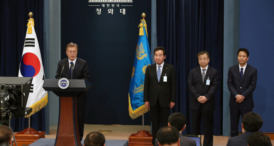 Trump and Moon Jae-in pledge cooperation on North Korea