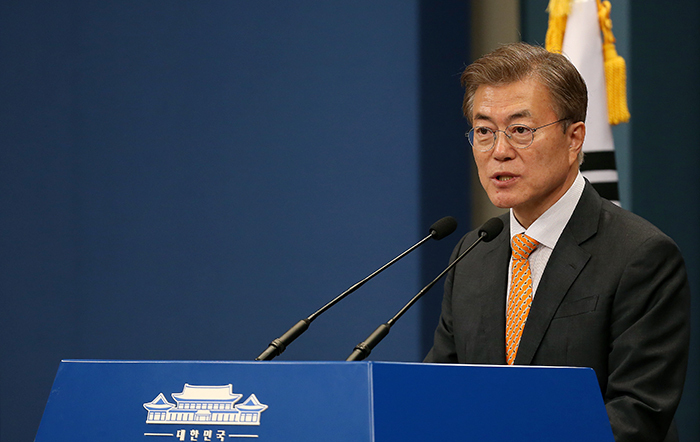 S. Korea willing to enter talks if North stops nuclear, missile tests: Moon