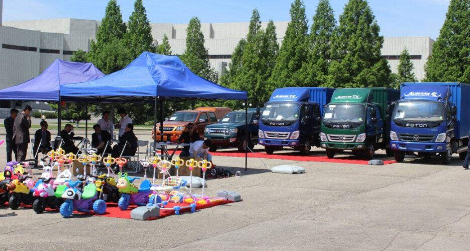 Chinese trucks at North Korean trade fair, despite sanctions