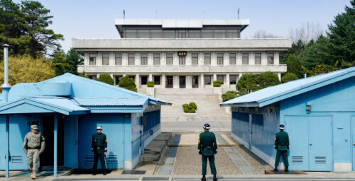 Two Koreas to hold working-level military talks this week, ahead of summit: MND