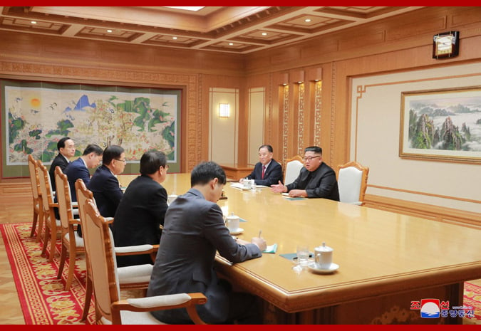 Kim Jong Un reaffirmed “determination to denuclearize” to ROK envoys: KCNA