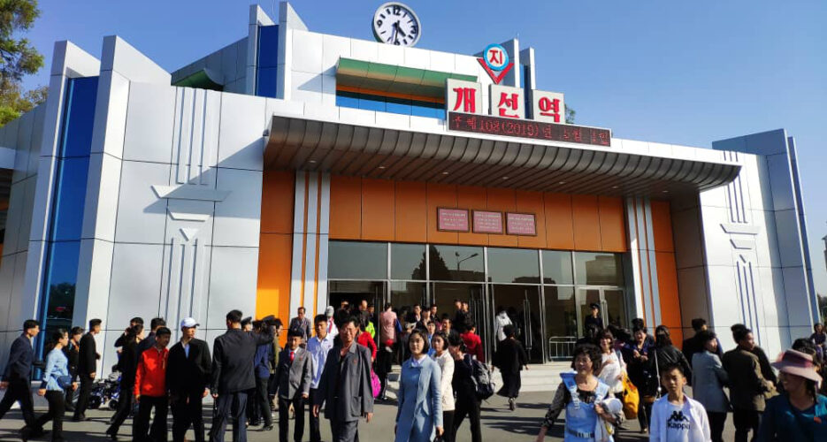Fully-remodeled Kaeson metro station reopens to public in Pyongyang