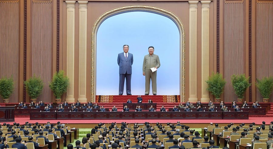 N. Korean constitutional revisions elevate status of SAC chairman Kim Jong Un