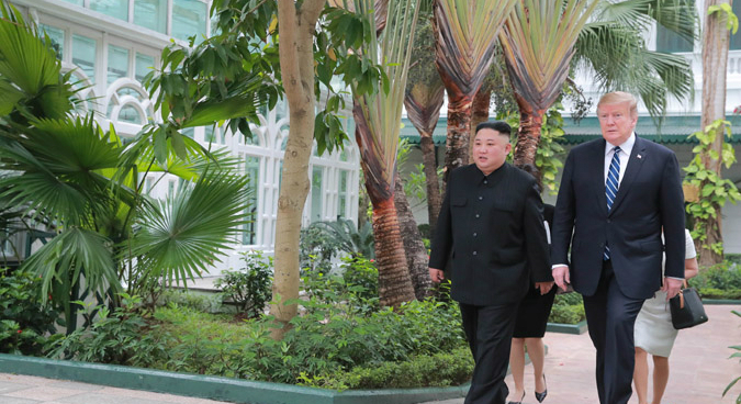 North Korea, U.S. must “no longer wait” to start talks: unification minister
