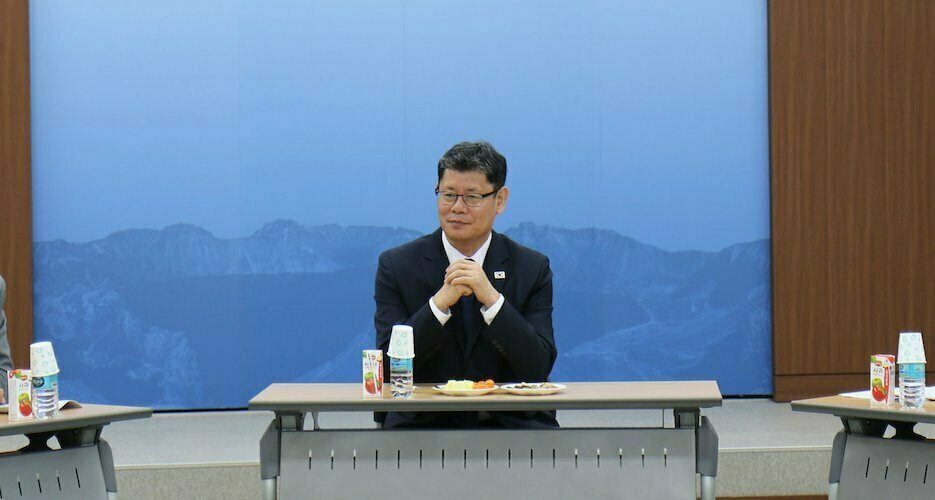 South Korea’s unification minister tenders resignation