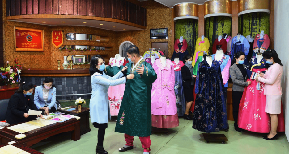 Photos: North Koreans dance, dine and dress up on Lunar New Year