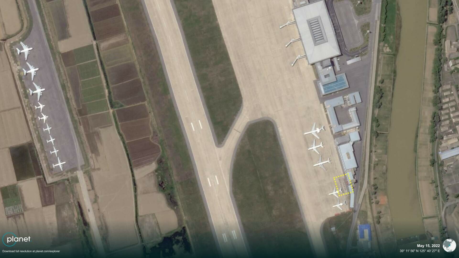 planet-may15-skysat-pyongyang-airport-crates-equipment-moved.jpg
