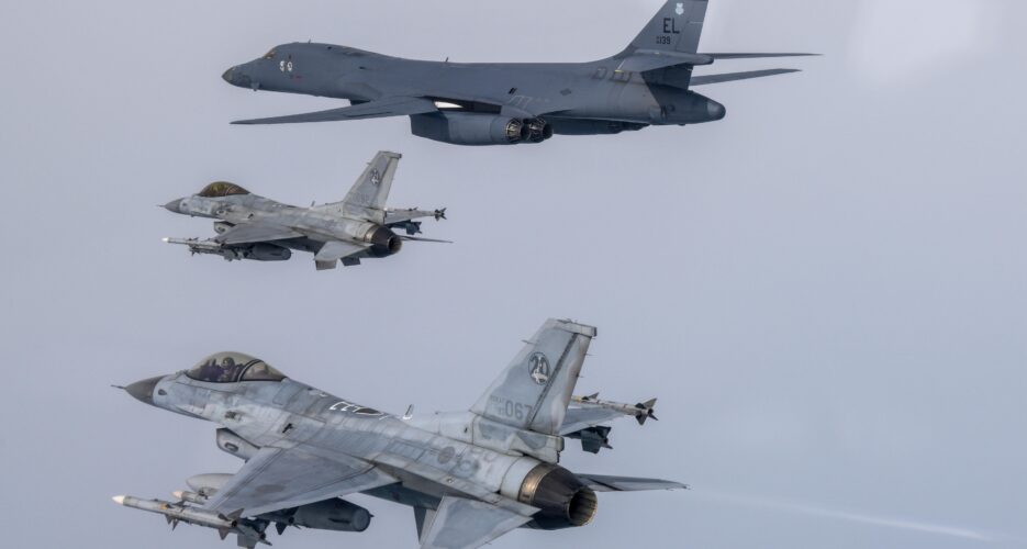 B-1B bombers join US-ROK aerial drill against North Korean satellite launch
