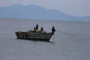 South Korean navy assists North Korean boat stranded north of maritime border