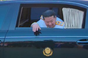 Kim Jong Un appears to import luxury Maybach, Lexus SUVs despite sanctions